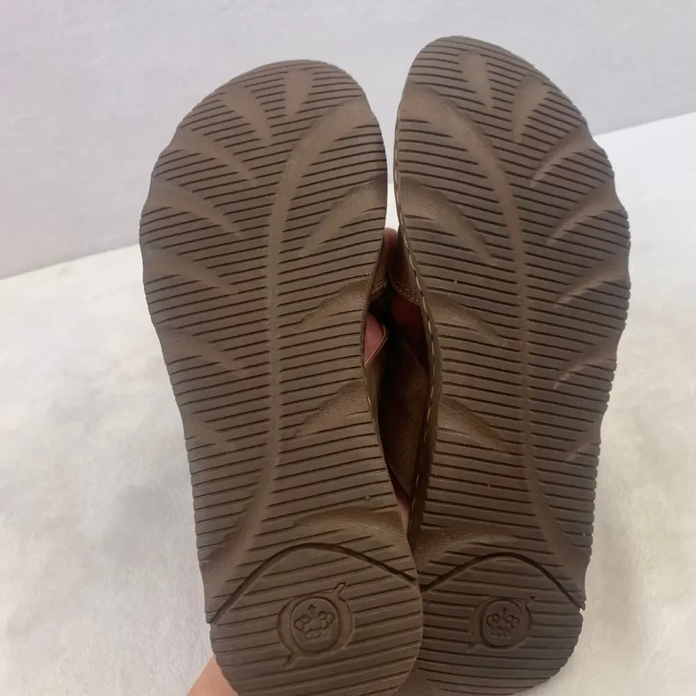Born Sorja Sport Womens Sz 7 Brown Leather Slide Sandals Flat Heel Crisscross